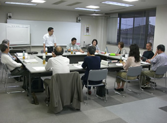 推進計画中「計画期間中の取組」に関して進展状況などの審議の様子