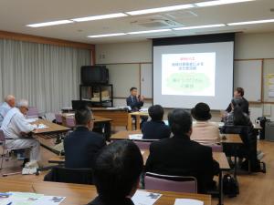 空き家勉強会の様子