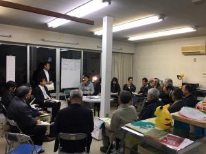 津田商店街を創る会円卓会議の様子