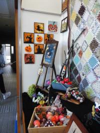 10月ロビー展示02