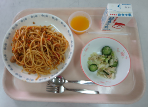 佐伯中学校の5月30日の給食写真