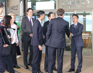 歓迎する市長
