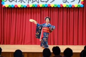藤美会　扇