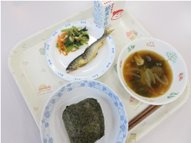 給食の画像