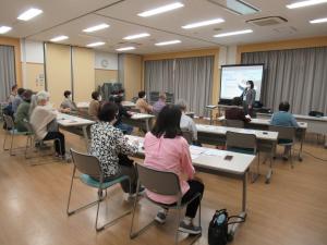 スマートフォン講座の様子1