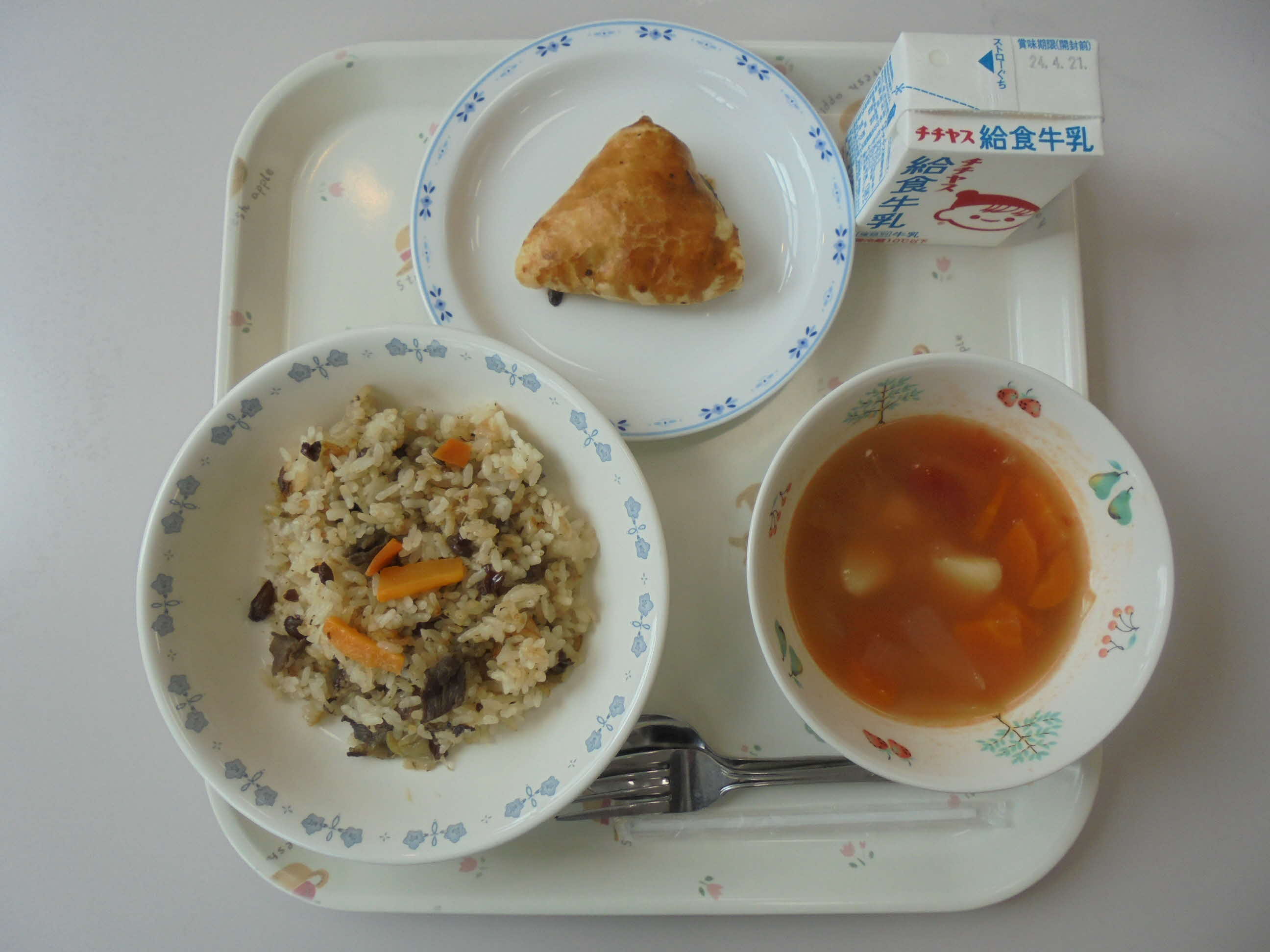 吉和給食センターの4月16日火曜日の給食写真