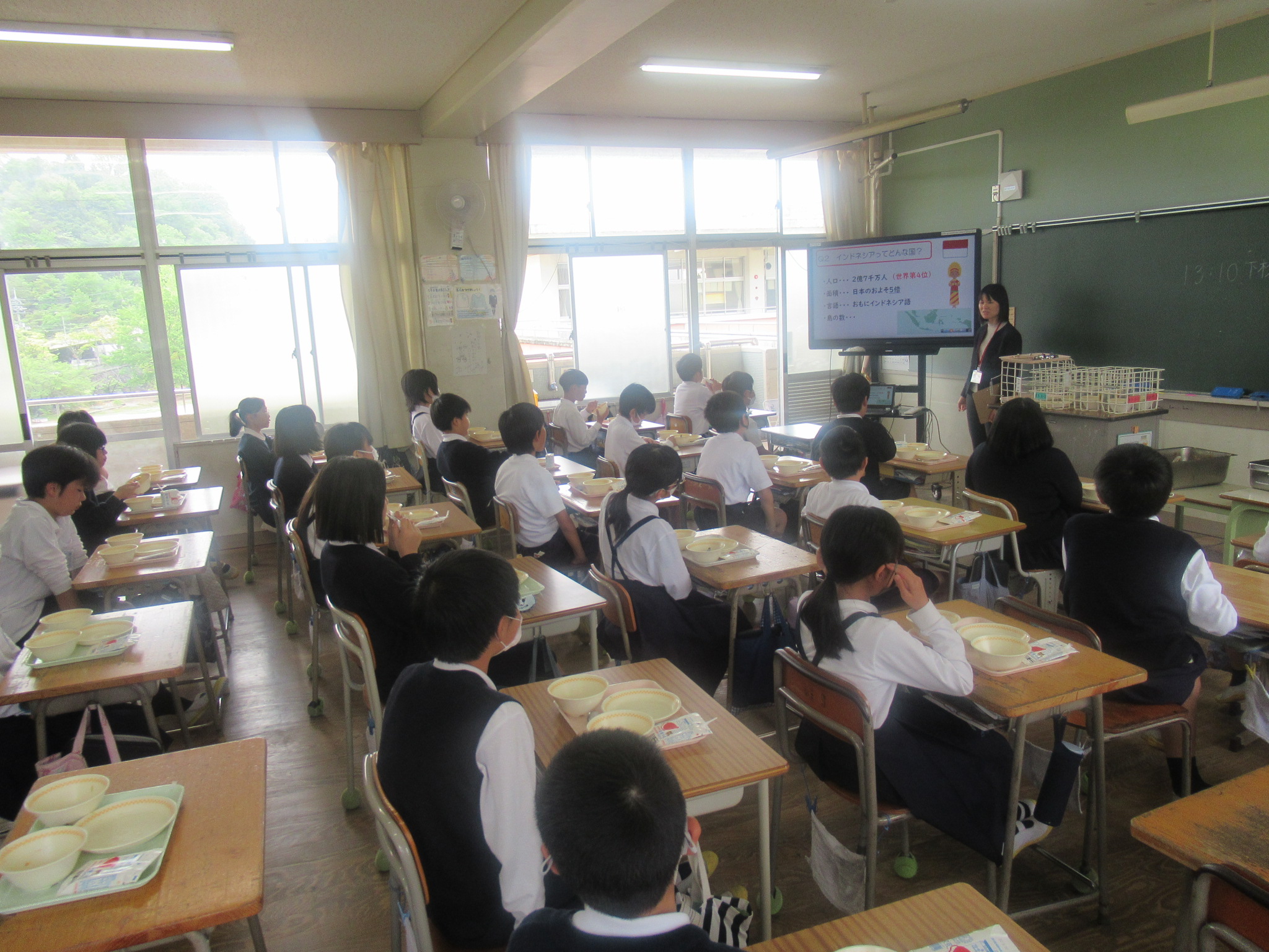 阿品台西小学校の食育講座の様子