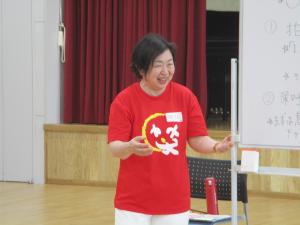 笑いヨガ講師