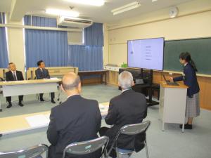 台湾基隆市訪問報告の様子