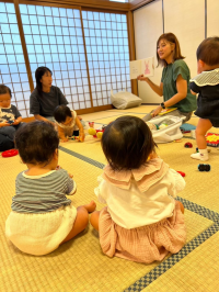 読み聞かせの様子