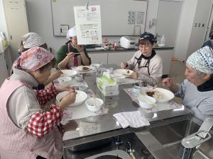 試食の様子