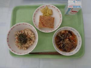 宮島学校給食センターの1月24日の献立写真