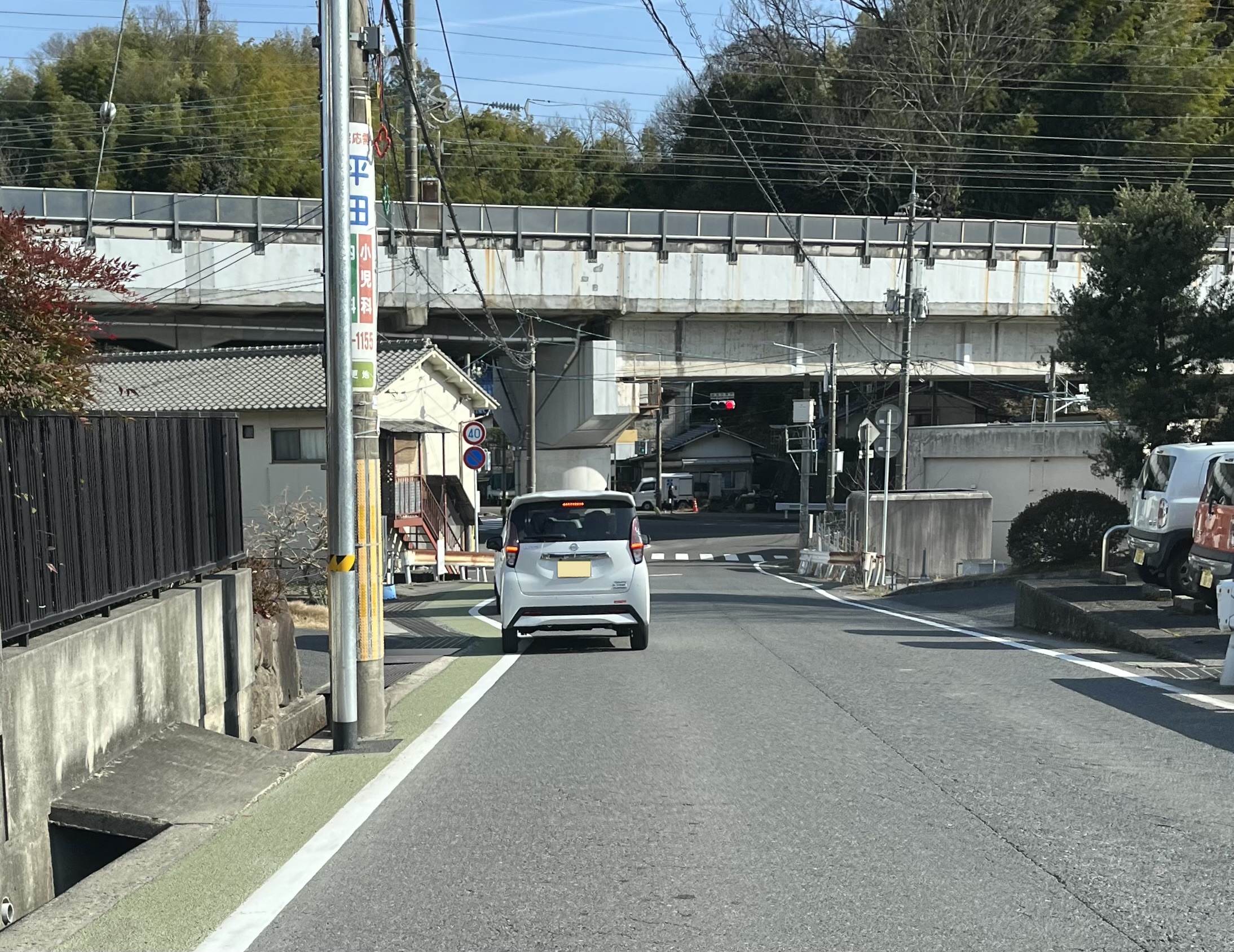 中山から下更地交差点グリーンベルトの設置写真