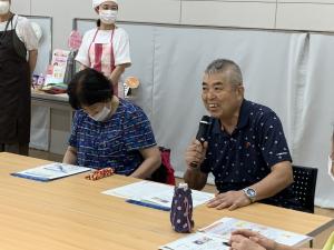 インタビューの様子