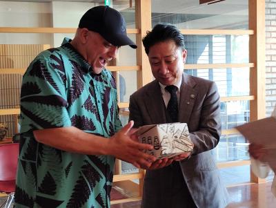 アラメダハワイ郡長