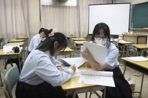 自主学習教室を利用する生徒たち