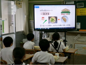 阿品台西小学校の給食時間の様子