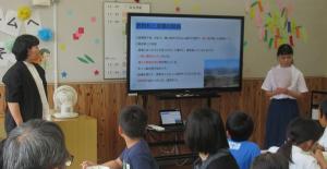 吉和学園の給食指導の様子