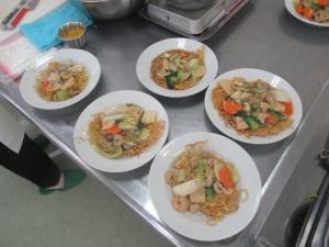 出来上がったあんかけ焼きそば