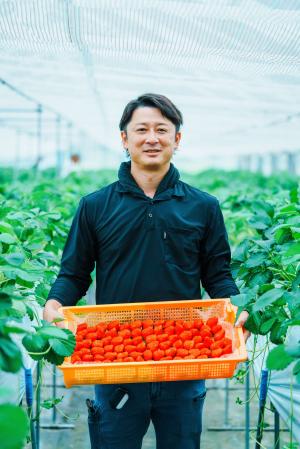 イチゴ生産者さんの写真