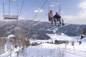 めがひらスキー場のスカイリフト写真