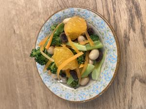 ブロッコリーとオレンジのサラダ