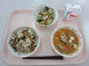 1月28日（水曜日）の佐伯中学校の献立写真