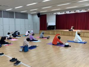 ヨガ体験の様子