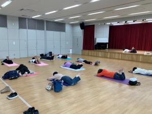 ヨガ体験の様子