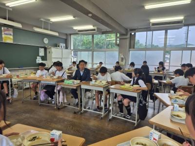 宮内小給食