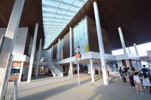 宮島口旅客ターミナルの外観